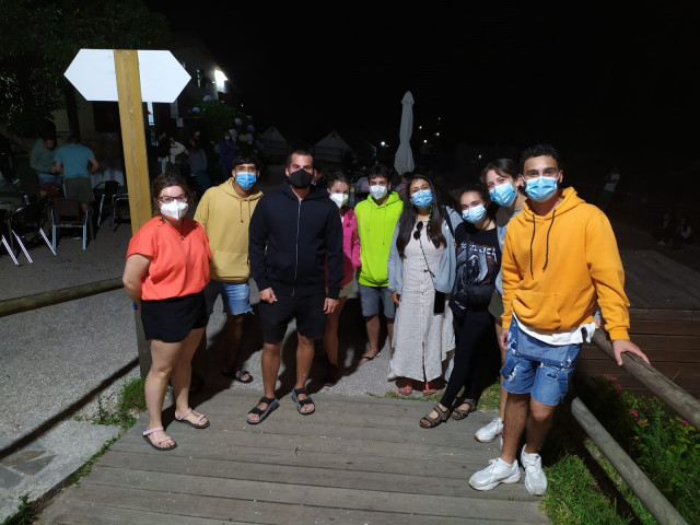 Voluntarios pasan el fin de semana en Cíes