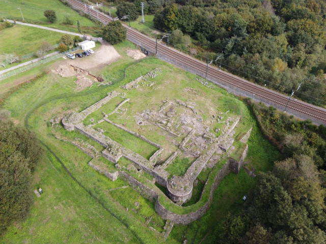 Vista área del castillo de A Rocha Forte, en Santiago de Compostela