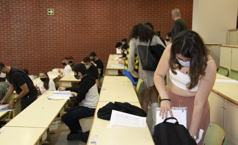 El 11 de enero se abren las ayudas de la Xunta para universitarios con dificultades para continuar sus estudios ​