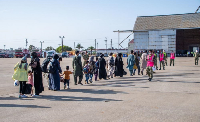 Galicia acoge a 37 refugiados afganos una vez concluida la operación de evacuación