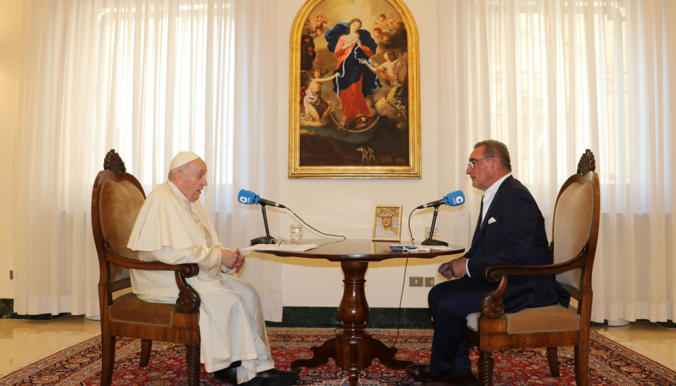 La Cadena COPE ha emitido este 1 de septiembre una entrevista de Carlos Herrera al Papa Francisco realizada en Roma, la primera que concede el Pontífice a un medio de comunicación tras su operación