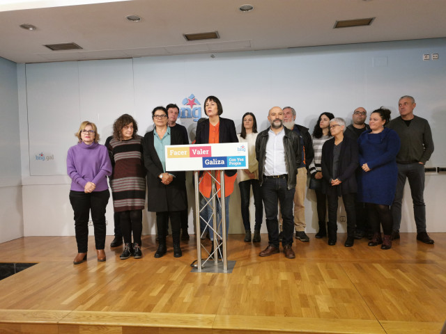 Archivo - La portavoz nacional del BNG, Ana Pontón, en rueda de prensa con el diputado electo por A Coruña, Néstor Rego, y la Executiva Nacional.
