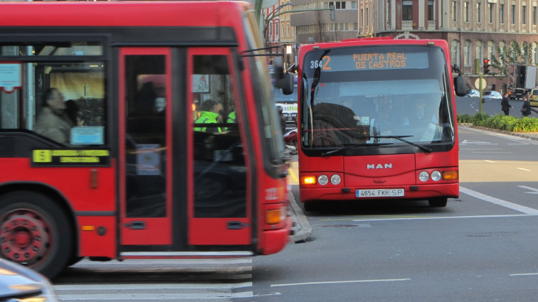 Galicia registra la mayor caída de usuarios de bus urbano en octubre