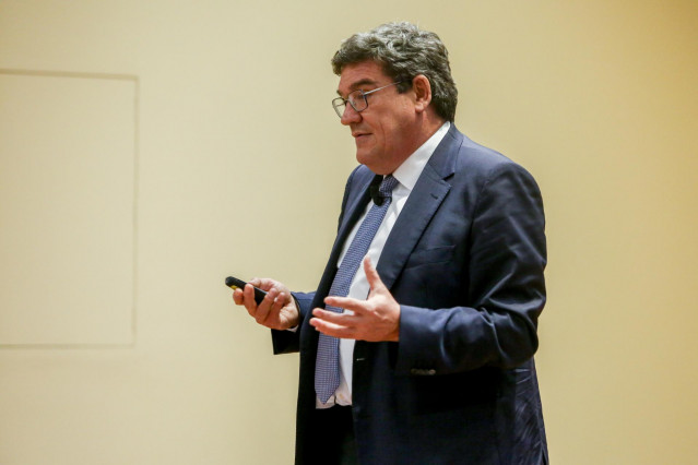 El ministro de Inclusión, Seguridad Social y Migraciones, José Luis Escrivá