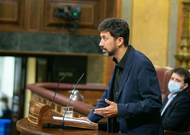 El diputado Antón Gómez-Reino, en una intervención en el Congreso