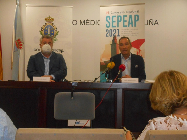 Los doctores Luciano Vidán y Manuel Sampedro presentan el XXXV Congreso Nacional de la Sociedad de Pediatría Extrahospitalaria y Atención Primaria