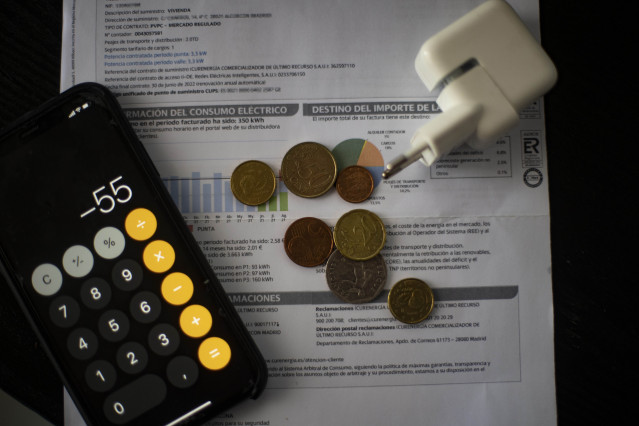 Una factura del consumo de luz