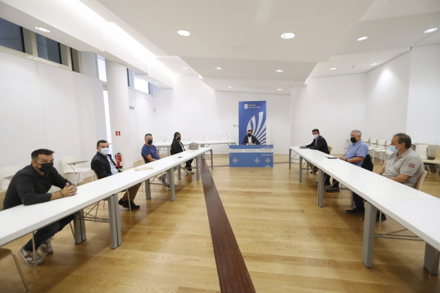 Reunión de la Xunta y asociaciones de orquestas y verbenas