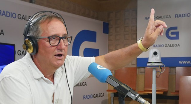 Marcial Mouzo presenta Pensado en Ti en la Radio Galega que emite tambiu00e9n la TVG2