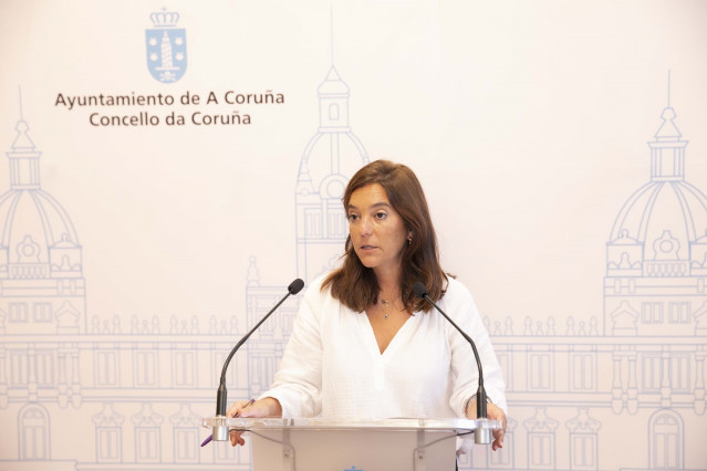 La alcaldesa de A Coruña, Inés Rey, informa de los asuntos de la junta de gobierno
