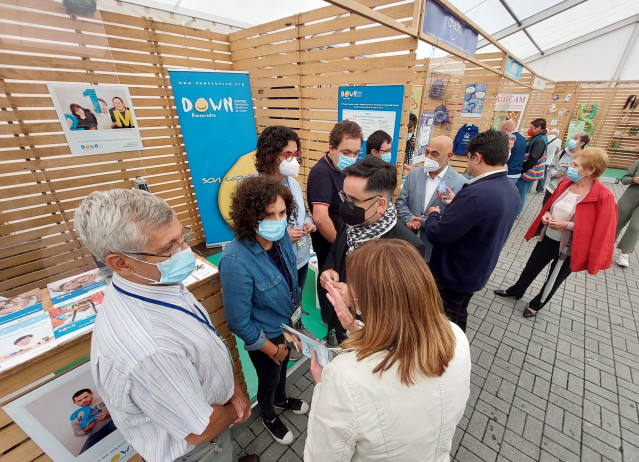 Presentación de la segunda edición de la Feria de la Salud y el Bienestar 'PonteSán' en Pontevedra.