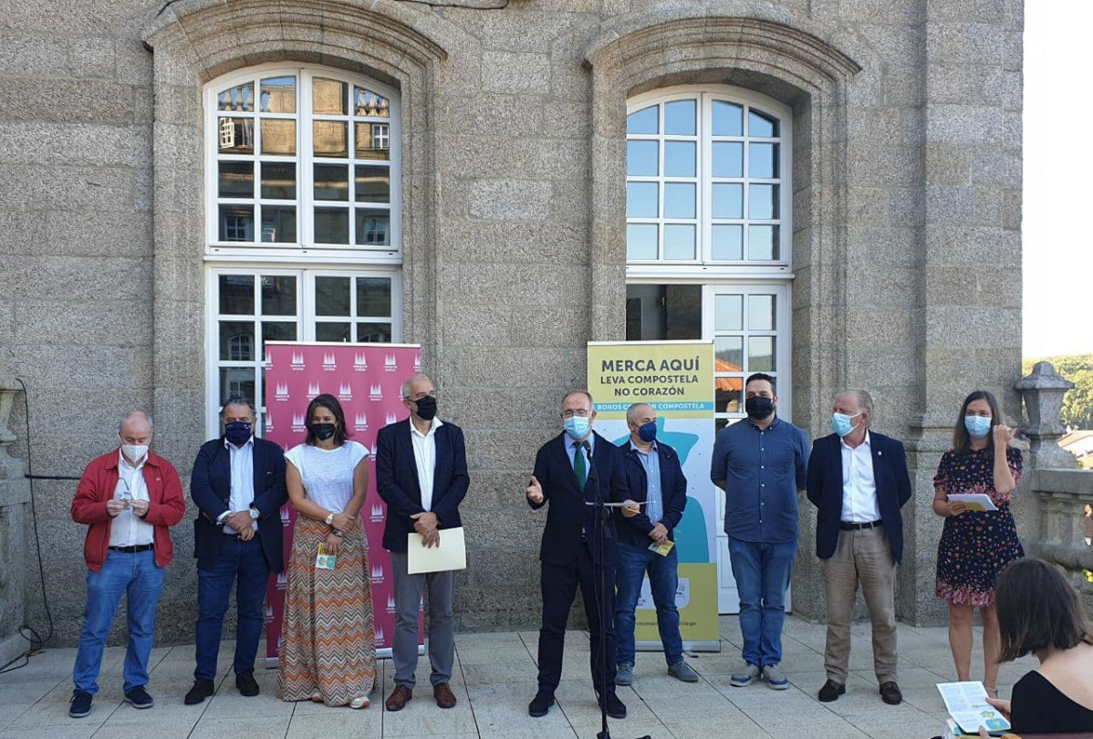 Presentaciu00f3n de los bonos Corazu00f3n Compostela