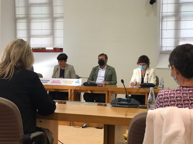 Reunión del BNG, con Ana Pontón, portavoz nacional, a la cabeza, junto con alcaldes para abordar el ciclo del agua