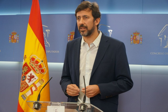 El secretario xeral de Podemos Galicia, Antón Gómez-Reino
