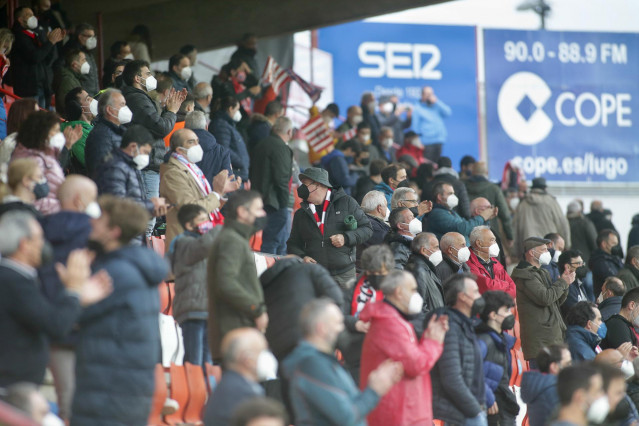 Archivo - Aficionados en el estado del Lugo