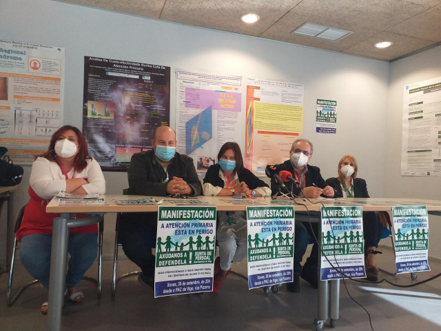 Rueda de prensa de la Junta de Personal del área sanitaria de Vigo para presentar la manifestación en defensa de la sanidad pública del 30 de septiembre de 2021 en la ciudad olívica.