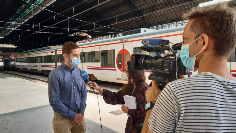 Renfe denuncia violación de los servicios mínimos de la huega y los maquinistas lo niegan