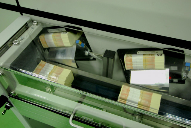 Archivo - Recursos de billetes. Dinero. Euros