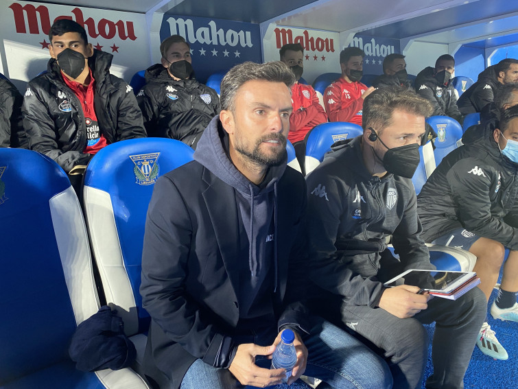 Rubén Albés toma las riendas del Sporting de Gijón en su mayor desafío hasta la fecha