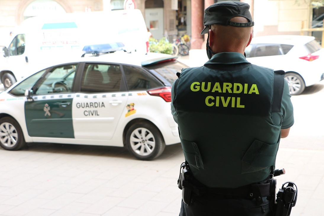 Agente de la Guardia Civil en Llucmajor, Mallorca.