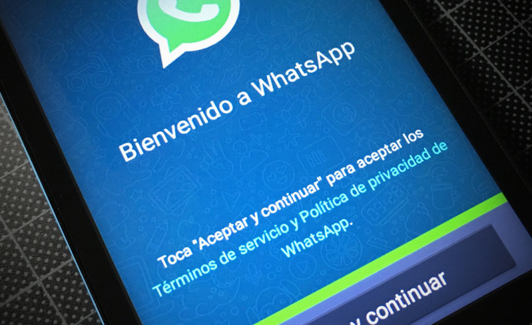 Sumar a alguien a un grupo de Whatsapp sin su permiso provoca una multa de 4.000 euros