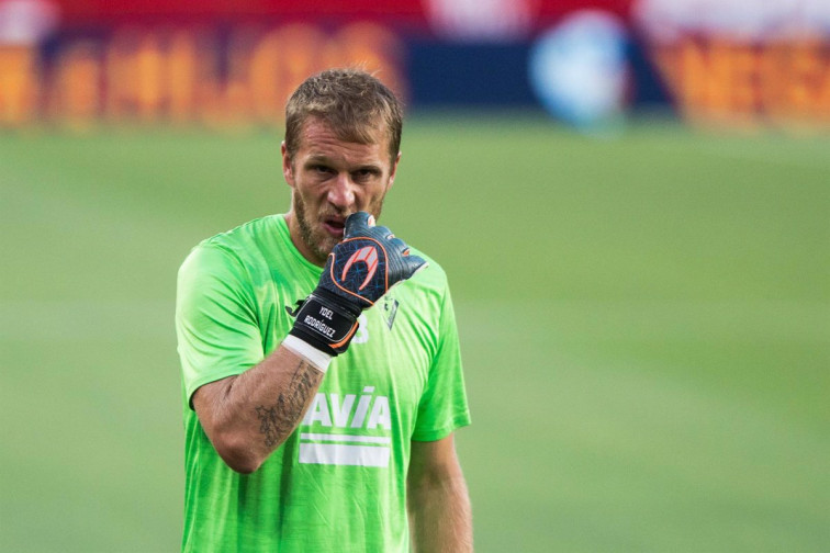 ​Yoel recupera la titularidad y el Eibar sonríe de nuevo con el gallego bajo palos