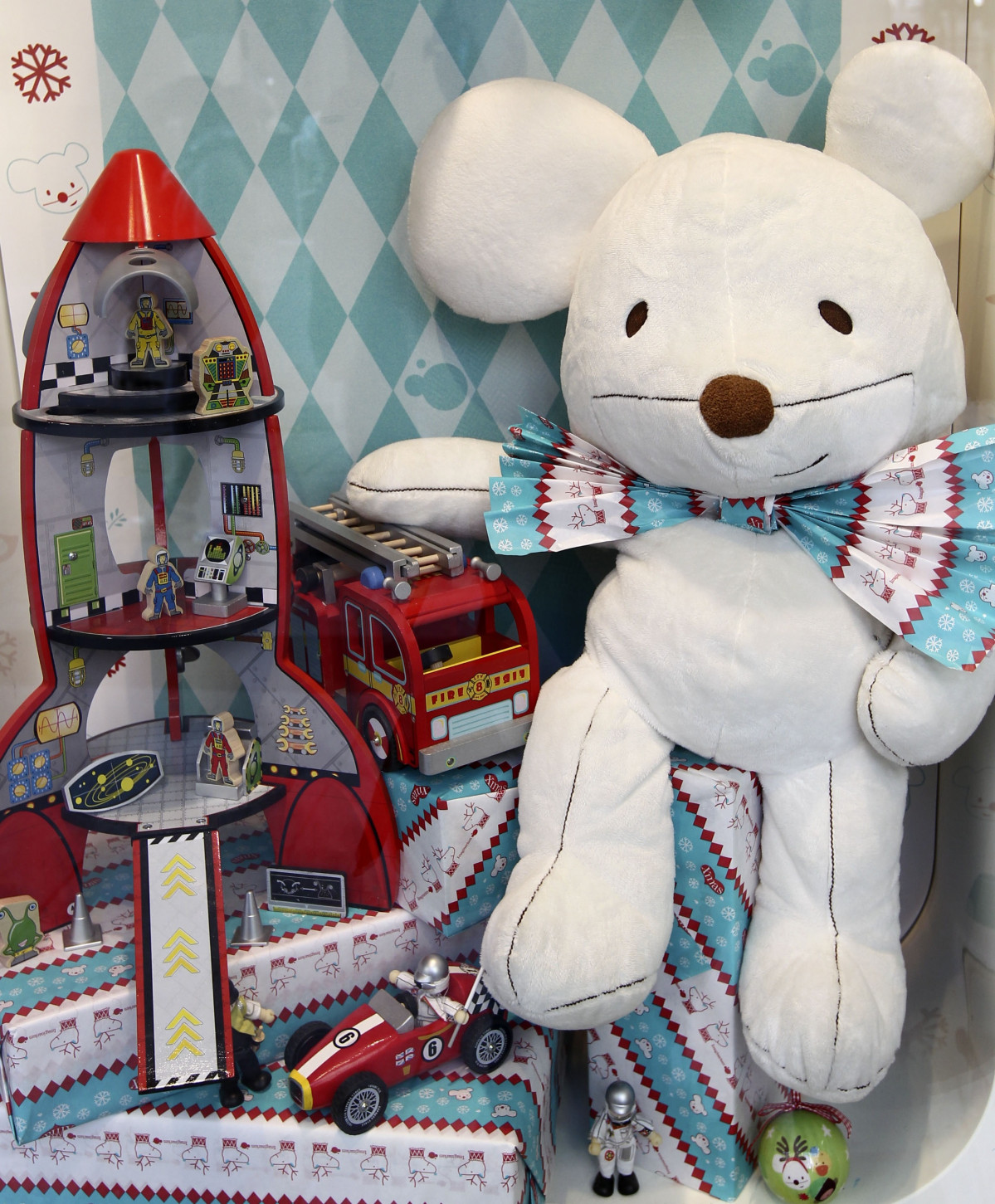 Archivo - Juguetes infantiles. Juguete. Infancia. Juego. Peluche. Muñeco.