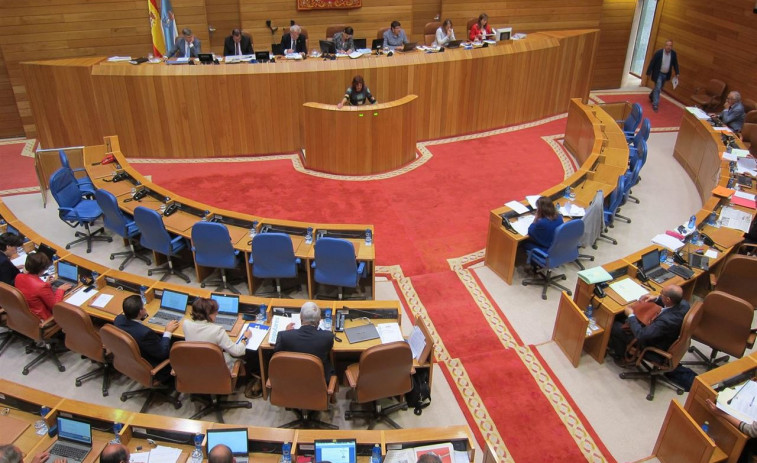 El PPdeG aplica su 'rodillo' parlamentario y aprueba la ley que incluye la rebaja fiscal