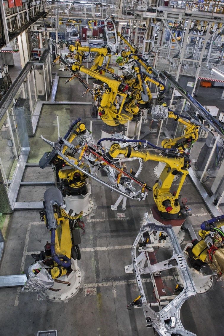 El sistema 1 de Stellantis Vigo para este domingo por la falta de suministros en la planta