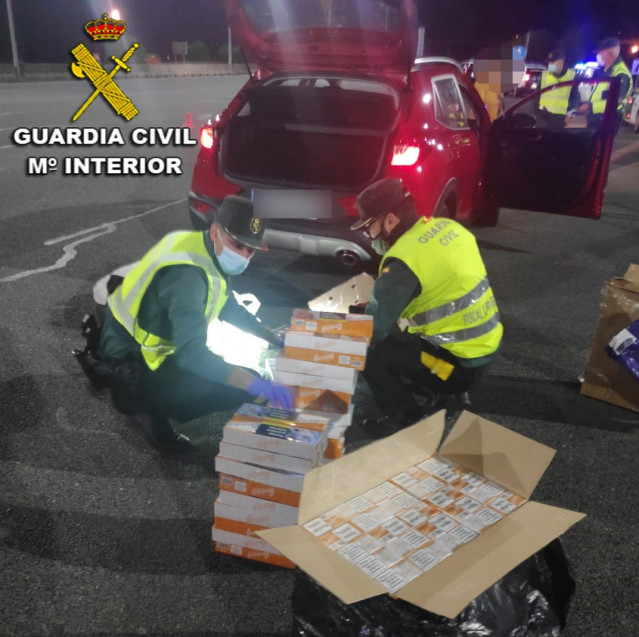 Tabaco de contrabando intervenido por la Guardia Civil en Vilaboa (Pontevedra).