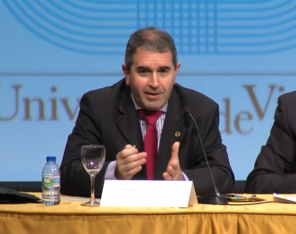 Juan José Iglesias jefe de Servizo de Energía y Minas de la Xunta en una imagen de la Universidad de Vigo