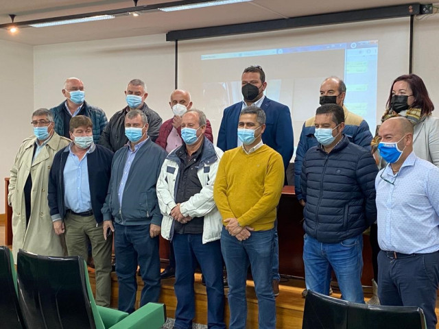 Una treintena de colectivos de la flota del Cantábrico rechaza la ubicación de parques eólicos en zonas de pesca