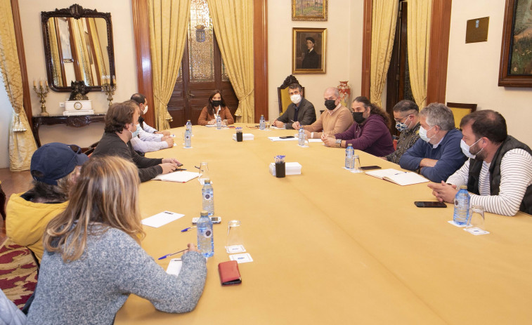 A Coruña seguirá con terrazas de bares en zonas de aparcamiento