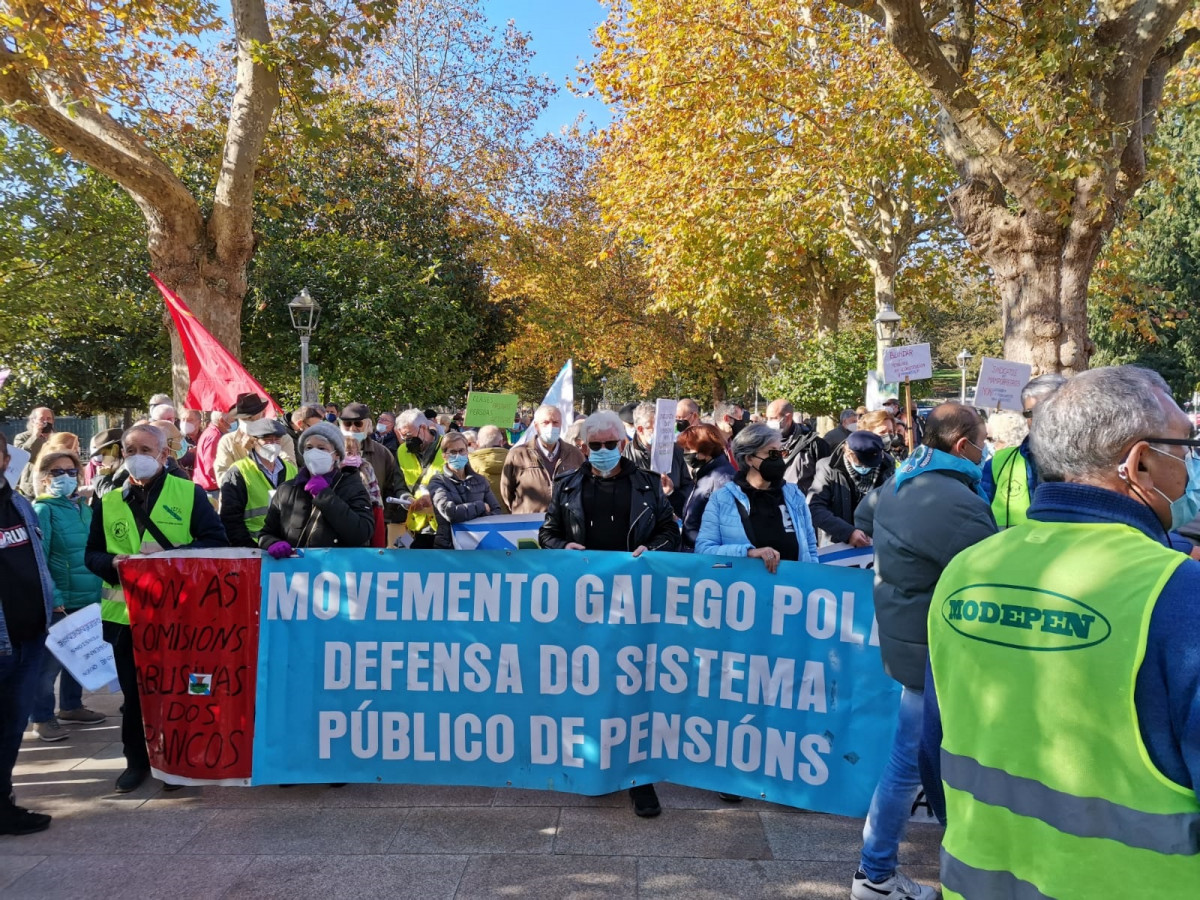Protesta en defensa de las pensiones en Santiago
