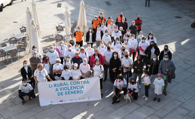 24 marchas repartidas por toda Galicia salen a la calle para denunciar la violencia machista