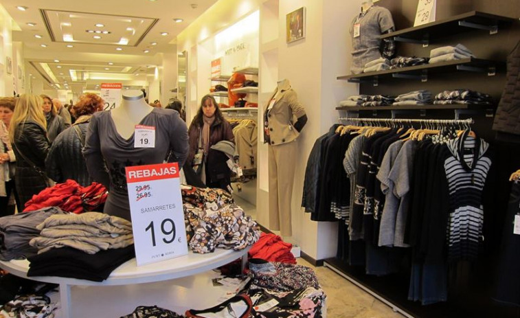 Los comerciantes prevén un aumento en las ventas de Navidad y rebajas de invierno en Galicia