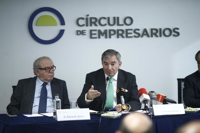 Los empresarios arremeten contra la falta de 