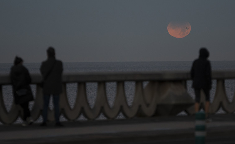 La noche de este sábado será testigo de un eclipse solar que se podrá observar a simple vista