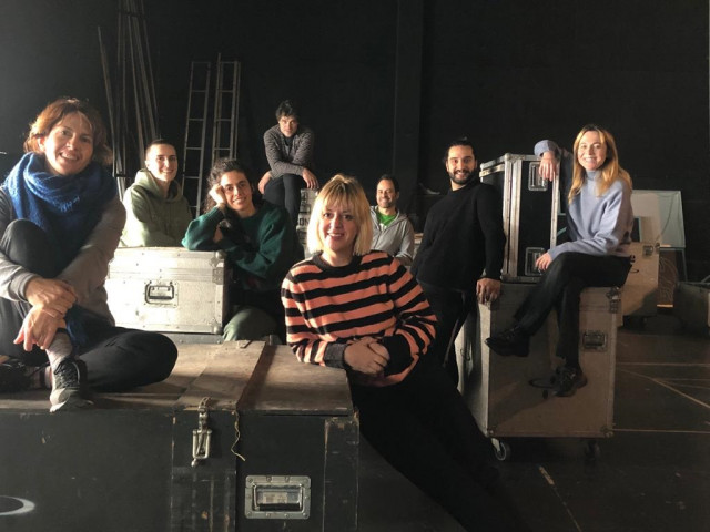 El equipo artístico y de interpretación ya prepara la puesta en escena de la obra de AveLina Pérez, que se estrenará el próximo abril en el Salón Teatro de Santiago de Compostela.