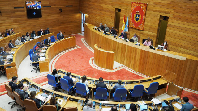 Imagen del pleno del Parlamento de Galicia