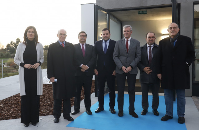 La Xunta y la Fundación Juana de Vega colaborarán en el análisis e impulso de las fusiones municipales