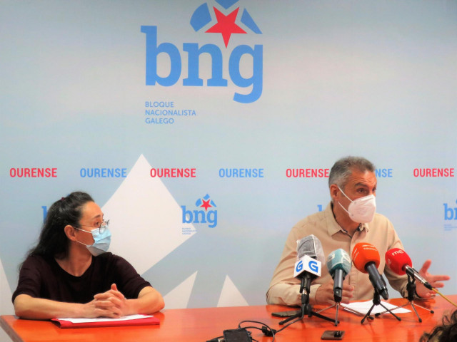 Los concejales del BNG en Ourense, Ruth Reza y Luís Seara