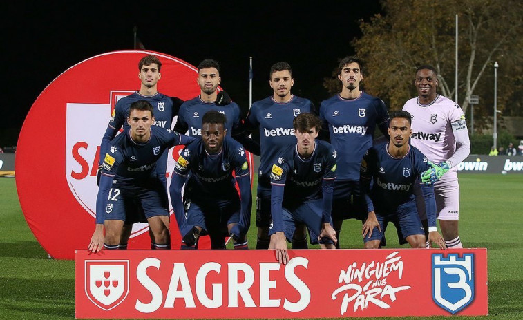 Portugal detecta el primer gran brote de la variante ómicron en el equipo de fútbol de Os Belenenses