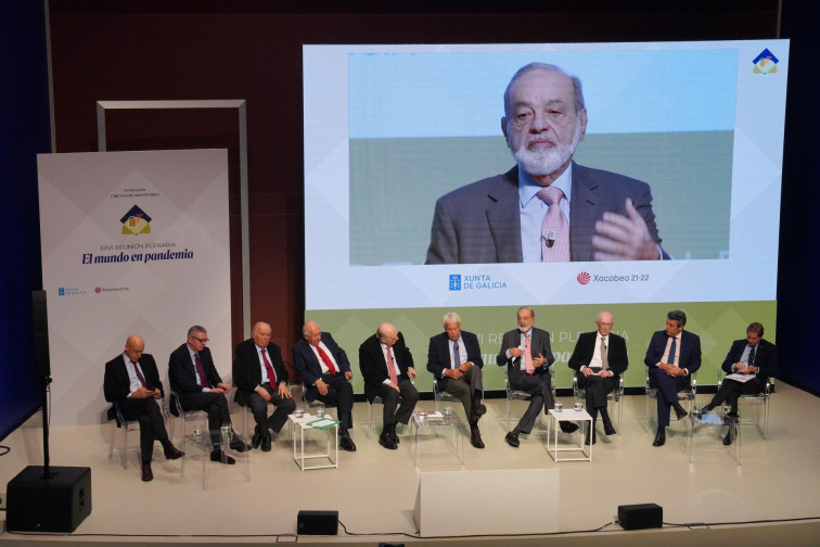 ​No acudir a un acto por la escasa presencia femenina “da la razón a los que no ponen mujeres”, responde Feijóo a Inés Rey