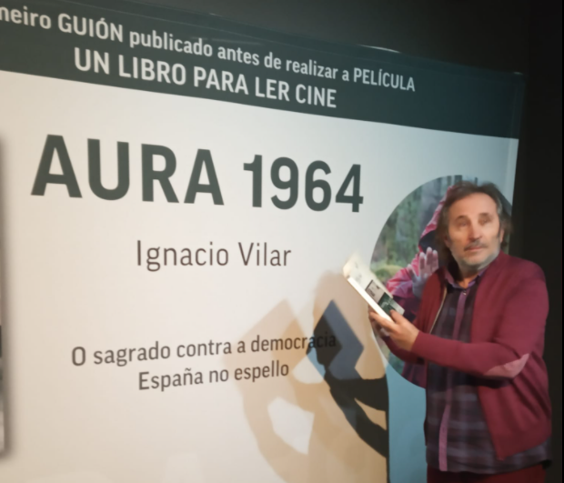 Ignacio Vilar en una presentaciu00f3n del guiu00f3n de Auria 194 en Ferrol en una foto del facebook de la productora de A Esmorga