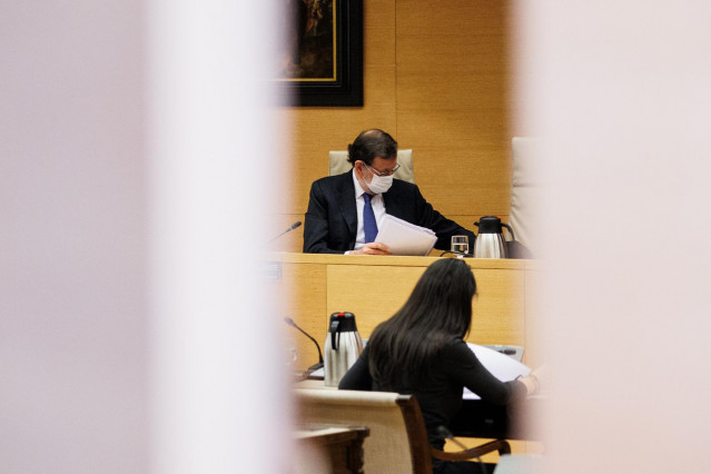 El expresidente del Gobierno, Mariano Rajoy, al inicio de su comparecencia en la comisión que investiga la operación ‘Kitchen’, en el Congreso de los Diputados, a 13 de diciembre de 2021, en Madrid (España). La comisión que aborda la utilización ilegal de