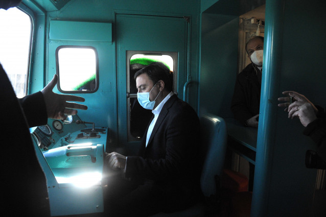 El presidente de la Diputación de A Coruña, Valentín González Formoso, inaugura un espacio de coworking en Vedra