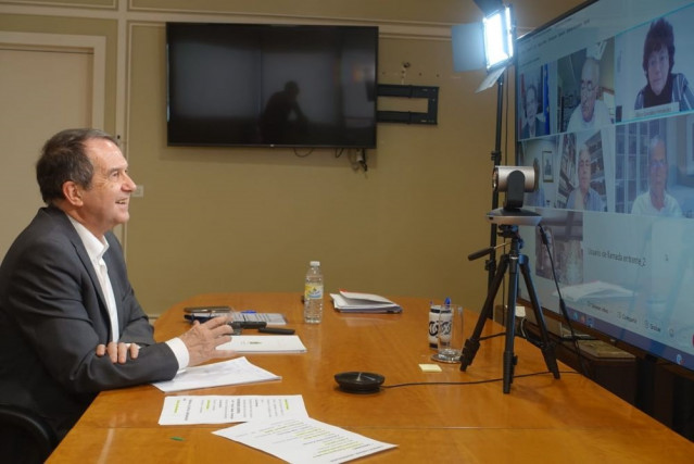 El presidente de la FEMP y alcalde de Vigo, Abel Caballero, durante la reunión