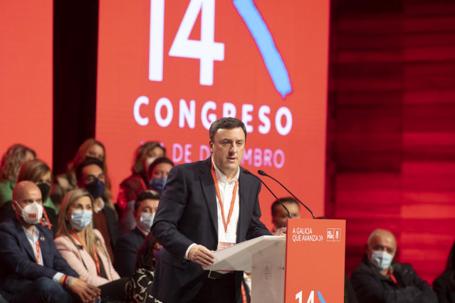 El secretario general del PSdeG, Valentín González Formoso, interviene en la primera jornada del 14º Congreso del PSdeG, en el Palacio de Congresos y Exposiciones de Galicia, a 7 de diciembre de 2021, en Santiago de Compostela, A Coruña, Galicia, (España)