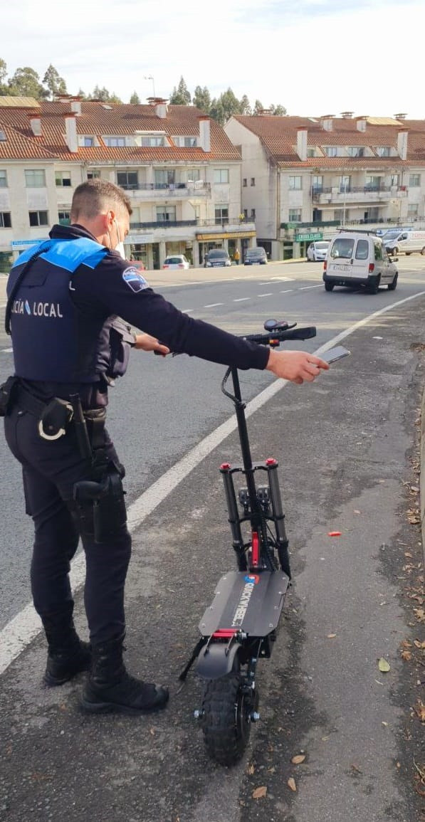 Patinete intervenido a un conductor que circulaba bajo los efectos de las drogas